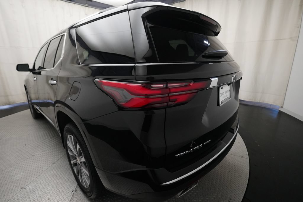 Used 2023 Chevrolet Traverse Premier AWD/4WD image 35
