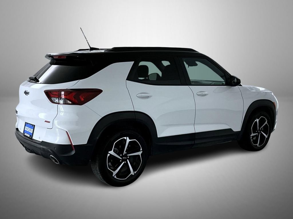 Certified 2023 Chevrolet TrailBlazer RS w/ Sun and Liftgate Package image 5