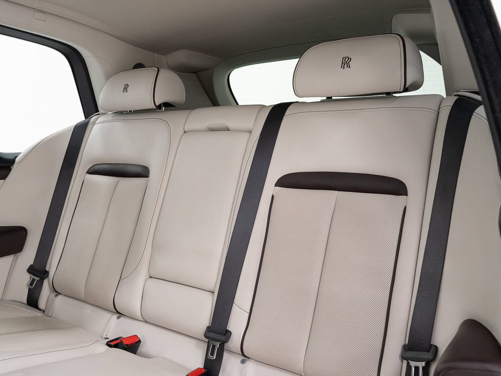 Certified 2019 Rolls-Royce Cullinan AWD/4WD image 25