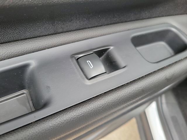 Used 2020 GMC Terrain SLT image 15