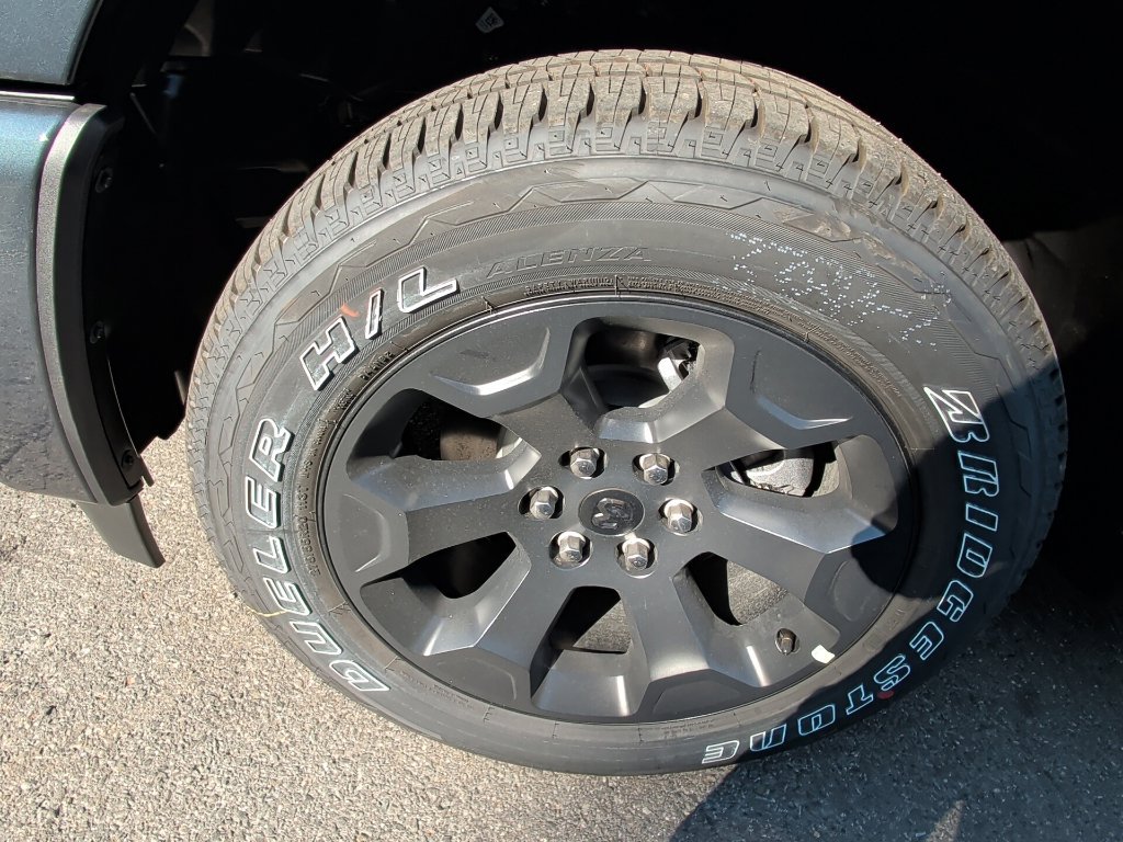 New 2026 RAM 1500 Express AWD/4WD image 10