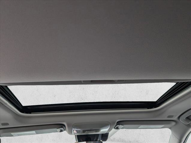 New 2025 Toyota RAV4 XLE image 15