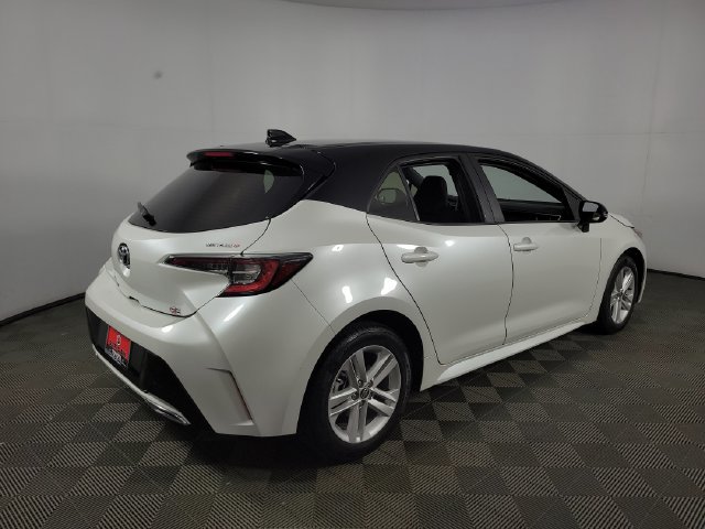 Used 2021 Toyota Corolla SE w/ SE Preferred Package FWD image 9