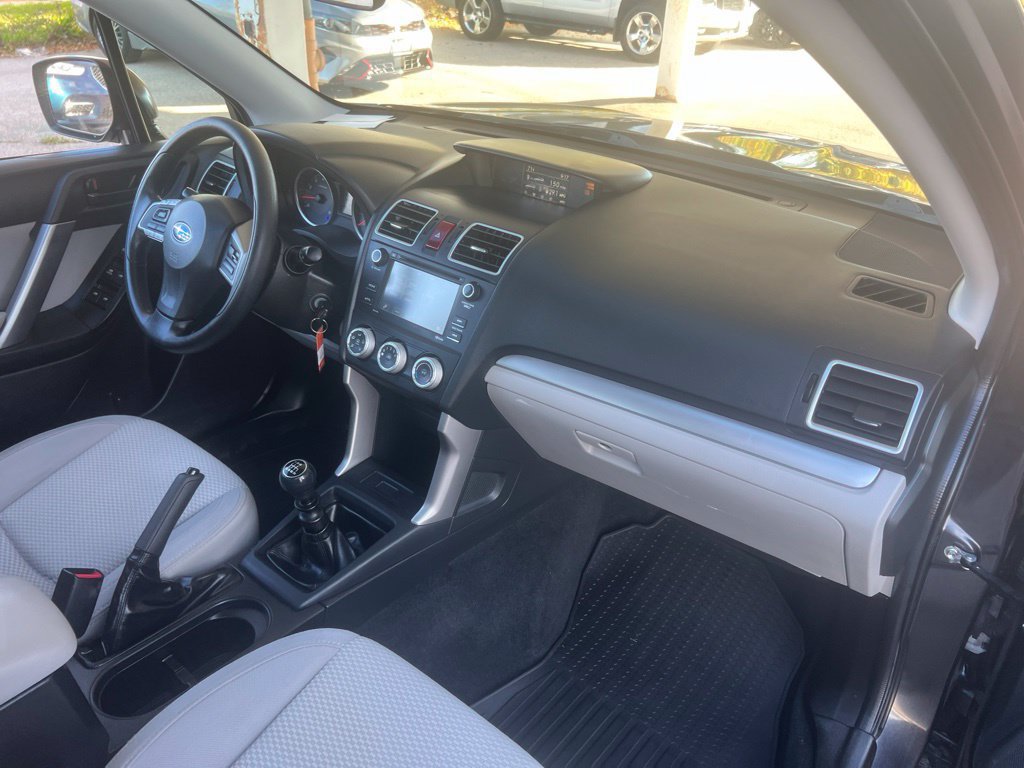 Used 2016 Subaru Forester 2.5i AWD/4WD image 20