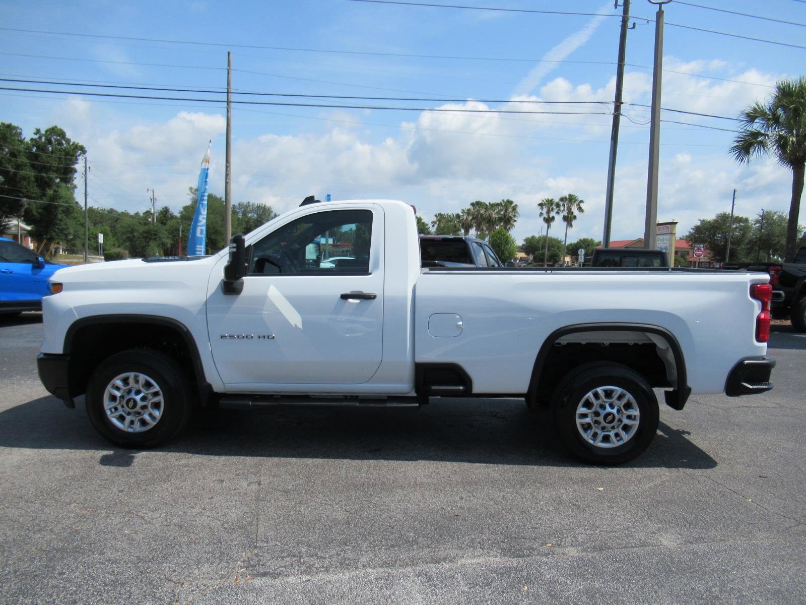 Used 2025 Chevrolet Silverado 2500 W/T w/ WT Convenience Package RWD image 2