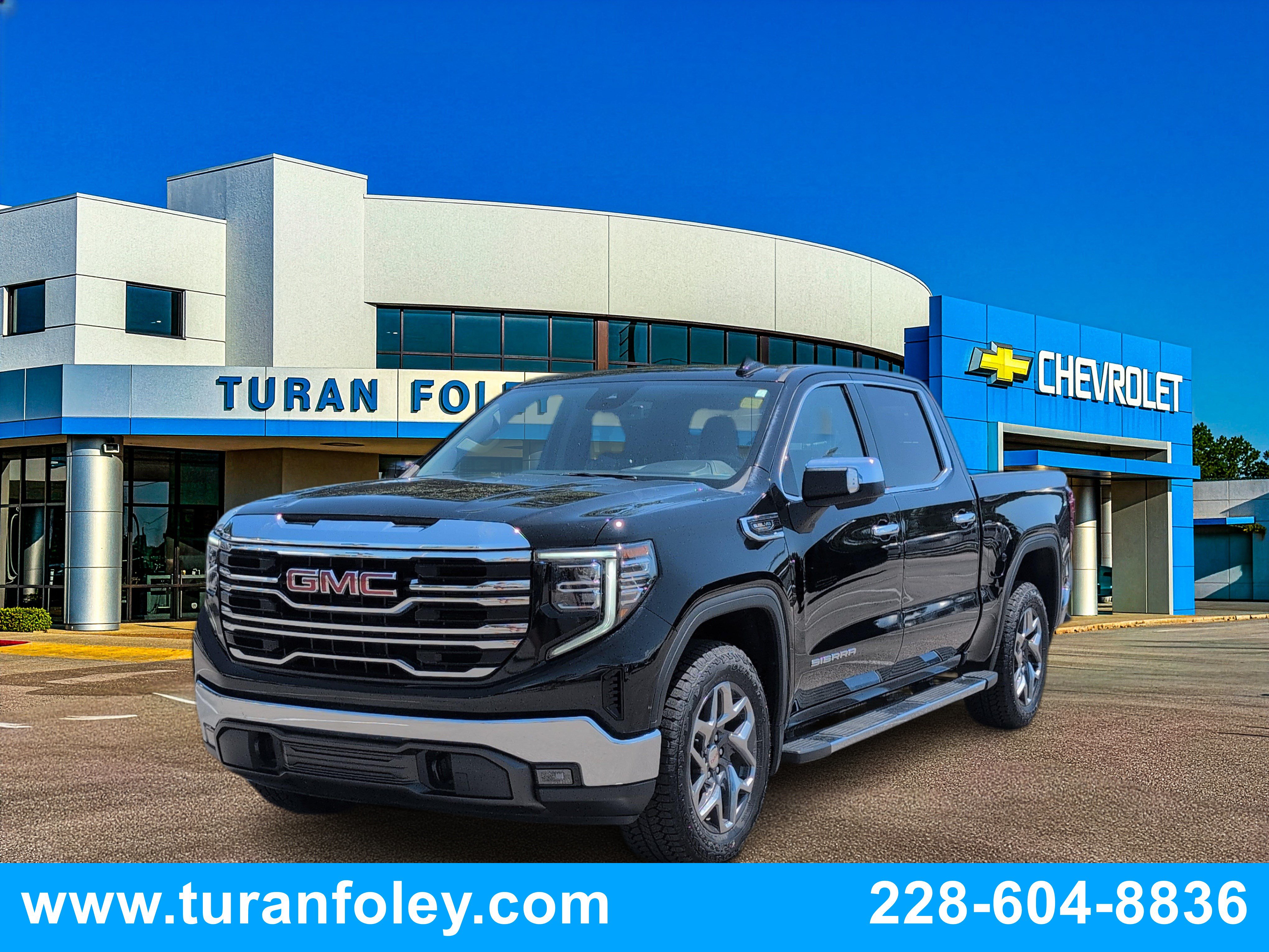 Used 2024 GMC Sierra 1500 SLT w/ SLT Premium Package RWD image 1