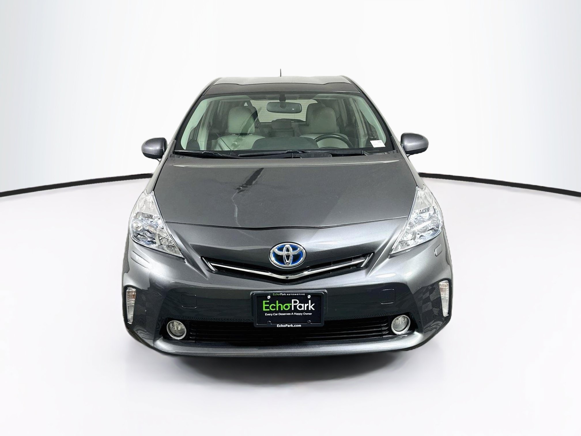 Used 2013 Toyota Prius V Five FWD image 2