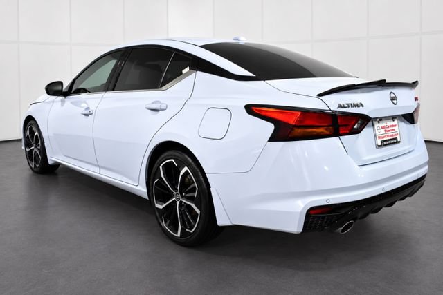 Certified 2024 Nissan Altima 2.5 SR w/ SR Premium Package FWD image 6