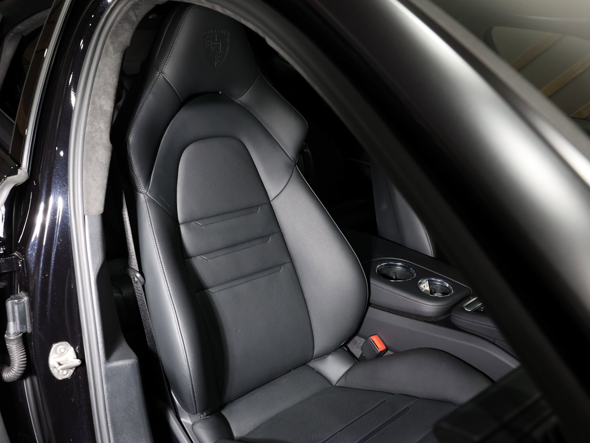 Used 2021 Porsche Panamera Turbo S w/ Assistance Package image 5