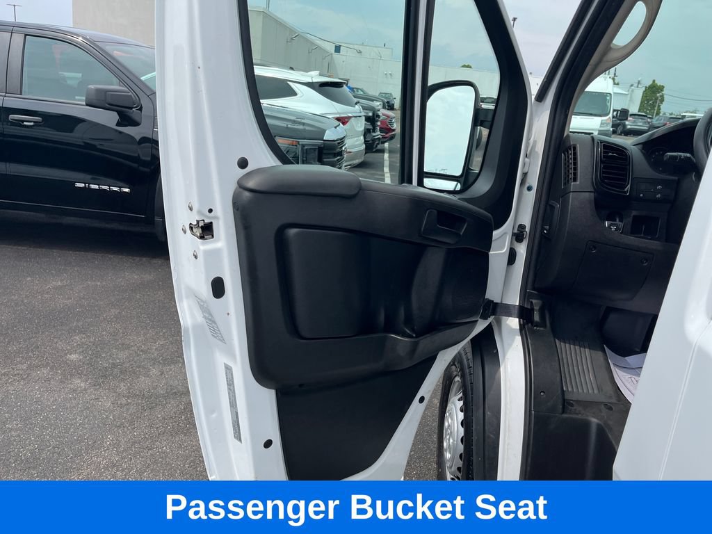Used 2025 RAM ProMaster 2500 w/ U-Haul Equipment Group FWD image 12