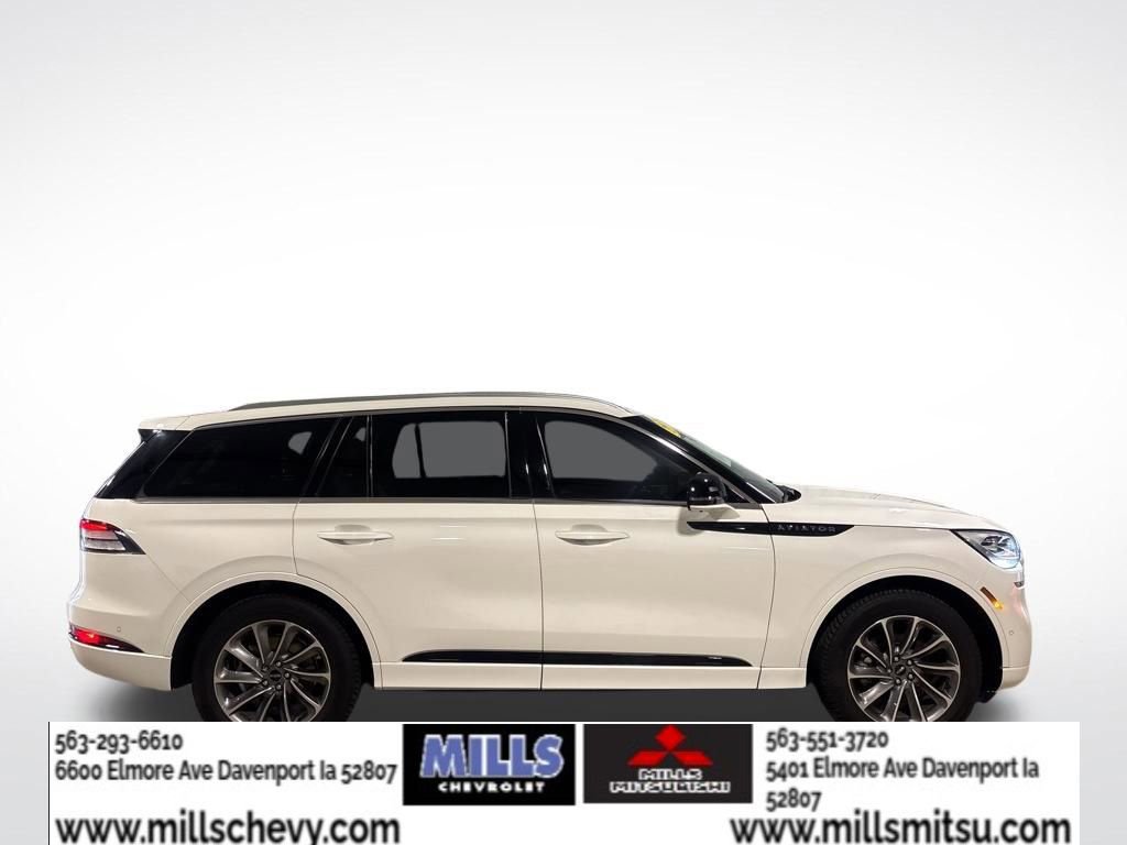 Used 2020 Lincoln Aviator Grand Touring w/ Equipment Group 301A image 4