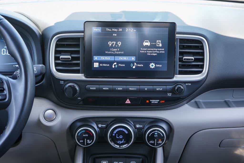 Certified 2024 Hyundai Venue SEL FWD image 13