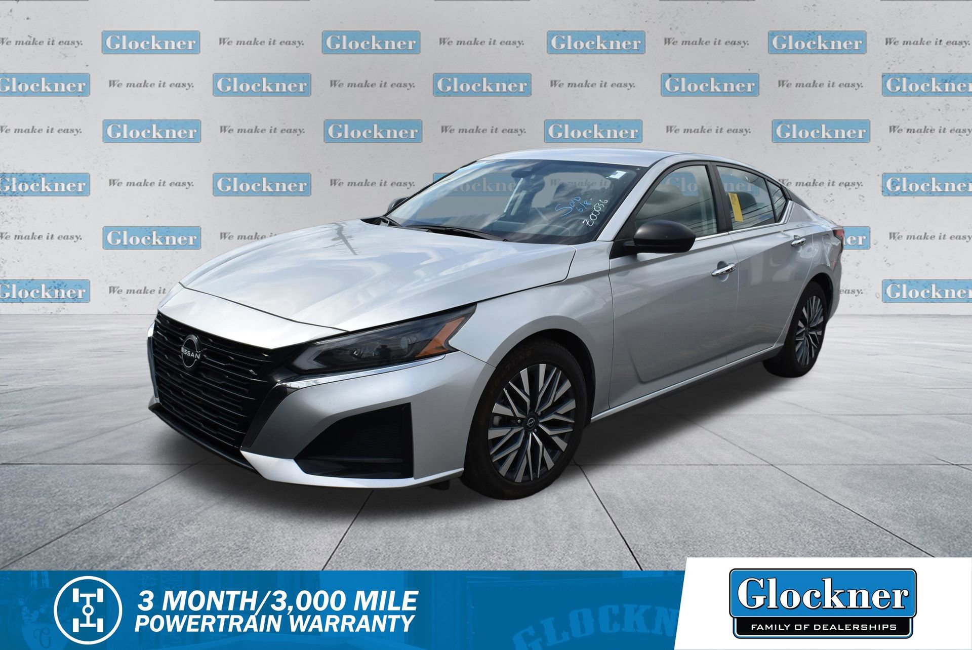 Used 2024 Nissan Altima 2.5 SV FWD image 1