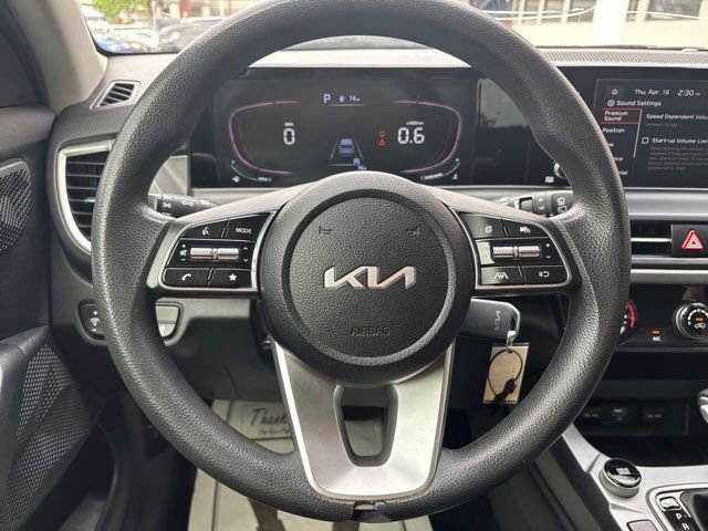 Used 2024 Kia Seltos LX AWD/4WD image 26
