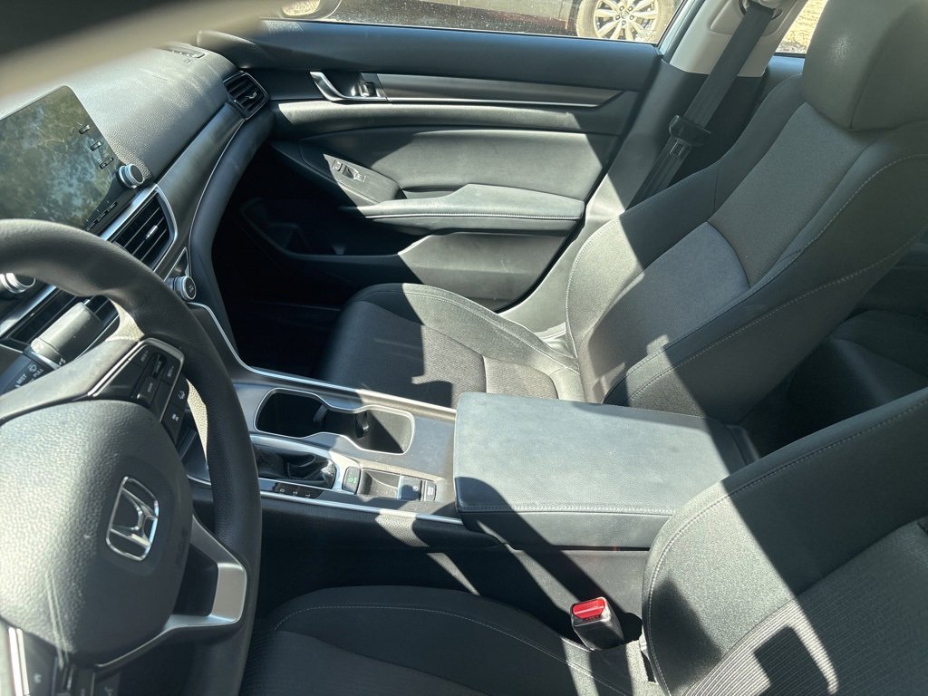 Used 2018 Honda Accord LX image 8
