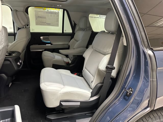 New 2027 Ford Expedition Platinum AWD/4WD image 23