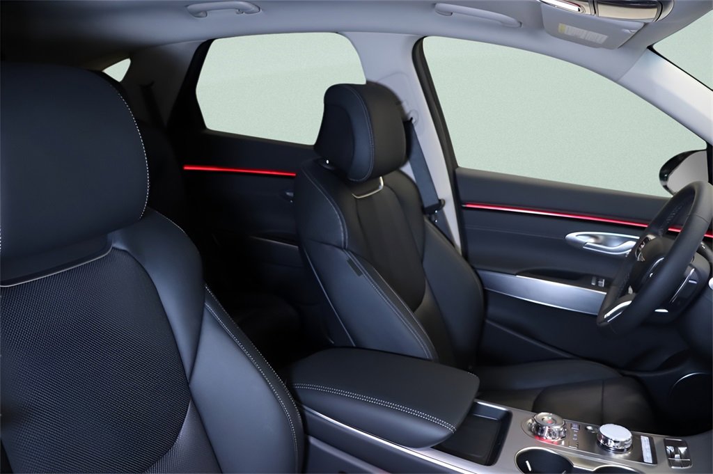 New 2026 Genesis GV70 2.5T Select image 11