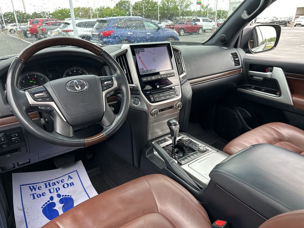 Certified 2021 Toyota Land Cruiser image 34