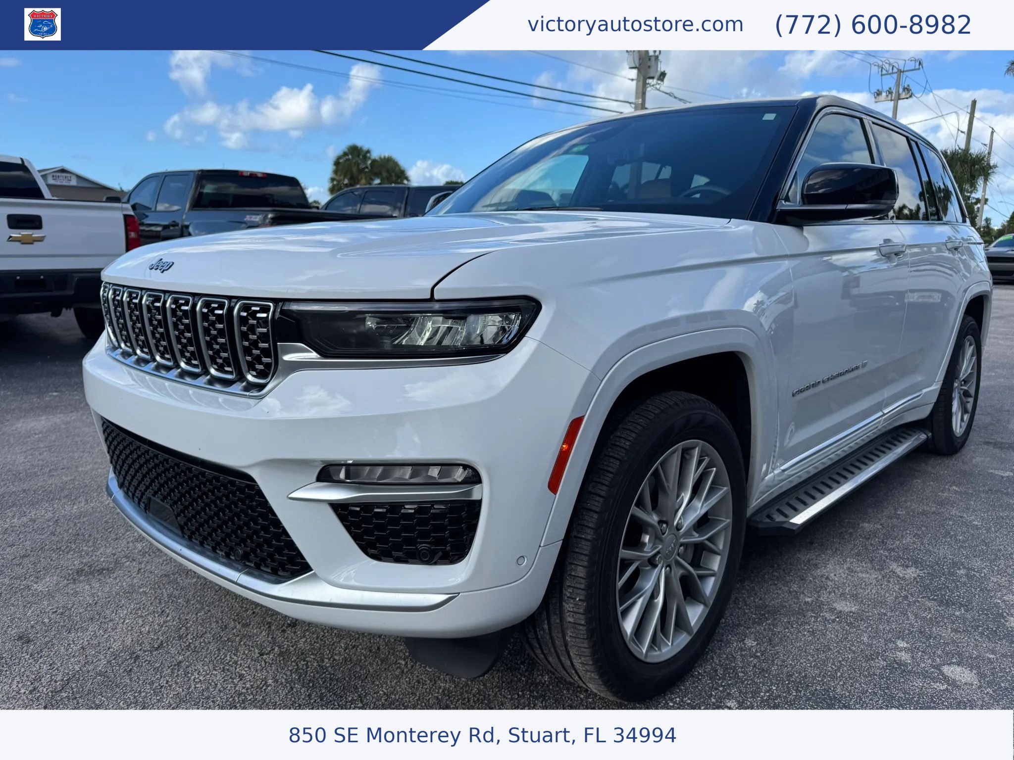 Used 2024 Jeep Grand Cherokee Summit w/ Adv Protech Group IV AWD/4WD image 6