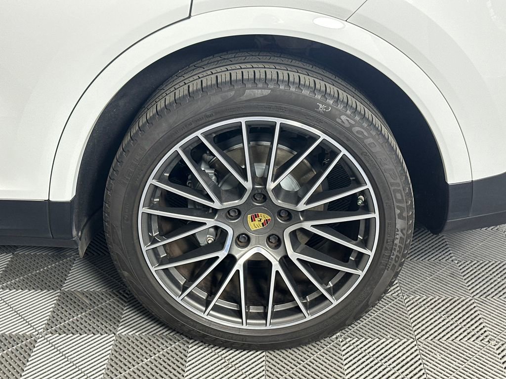 Used 2021 Porsche Cayenne S AWD/4WD image 20