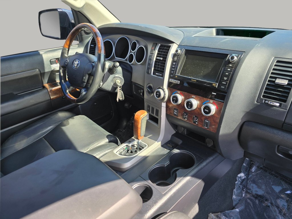 Used 2011 Toyota Tundra Limited w/ Platinum Pkg AWD/4WD image 27