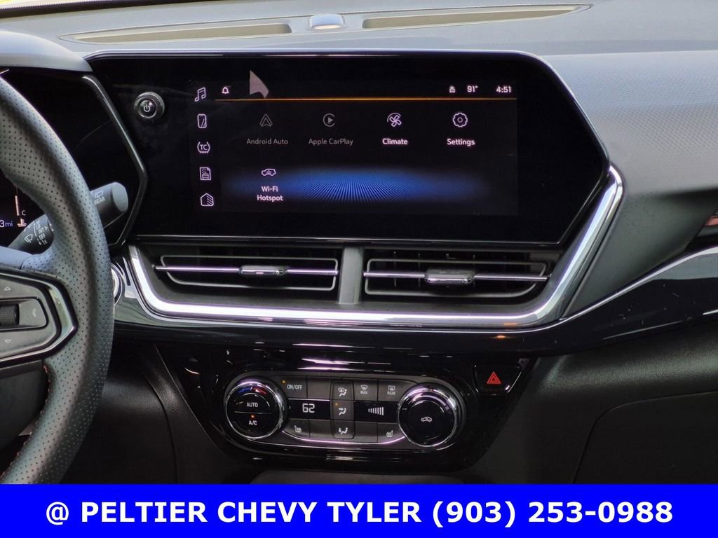 Used 2025 Chevrolet Trax RS w/ Driver Confidence Package FWD image 34