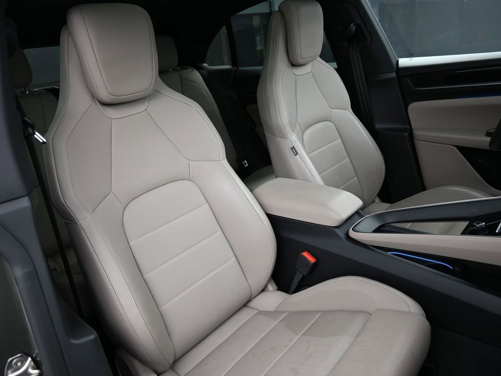 Used 2025 Porsche Macan Electric image 25