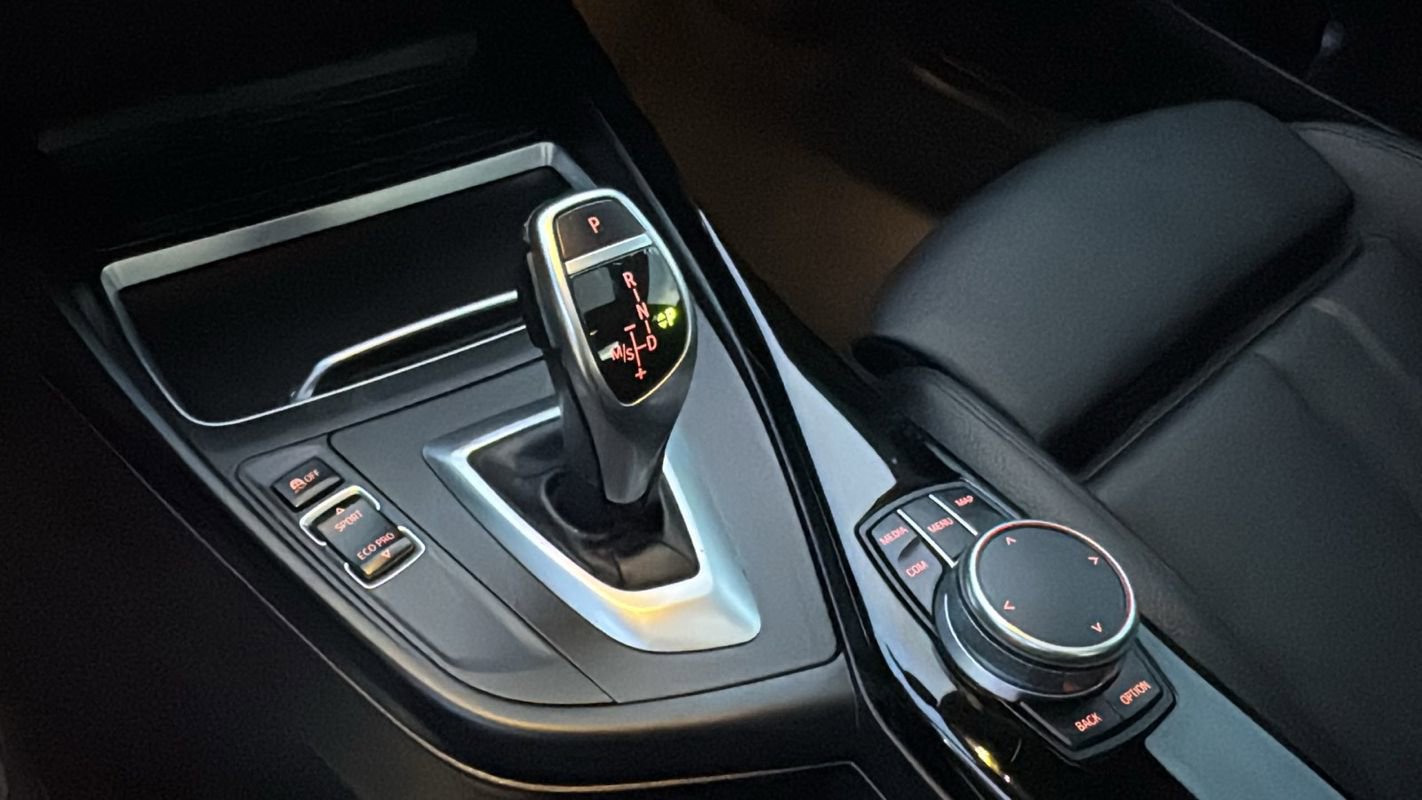 Used 2018 BMW 230i xDrive Coupe image 23