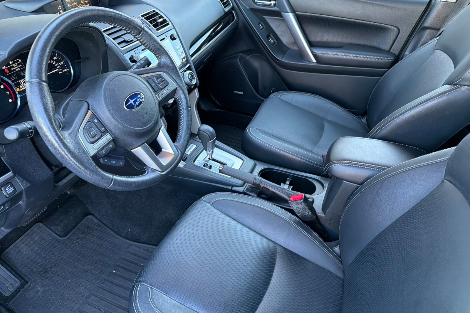 Used 2018 Subaru Forester 2.5i Limited AWD/4WD image 9