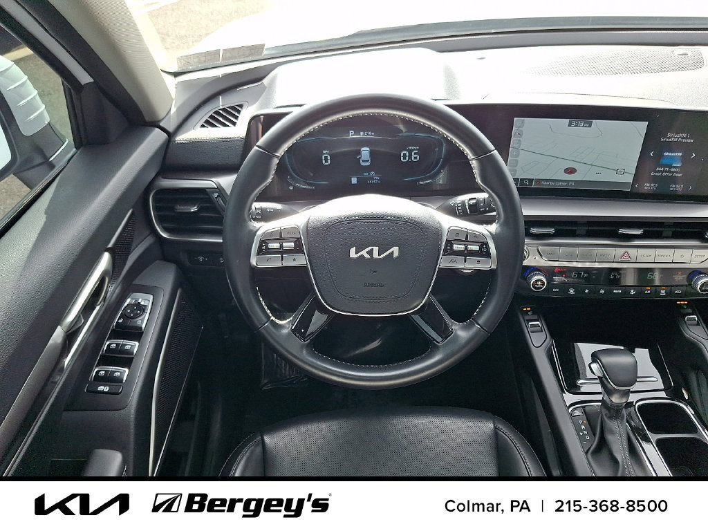 Certified 2024 Kia Telluride S w/ S Sunroof Package AWD/4WD image 16