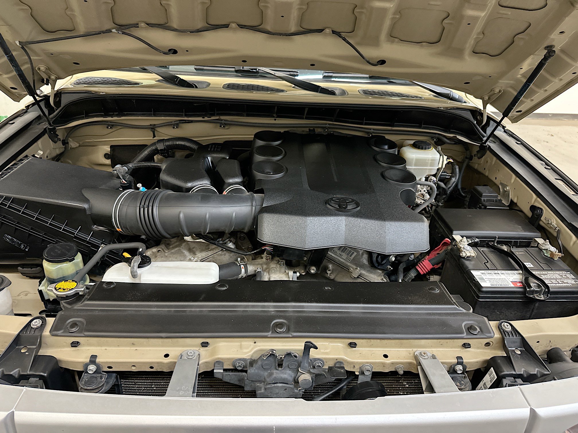 Used 2012 Toyota FJ Cruiser 4WD image 33