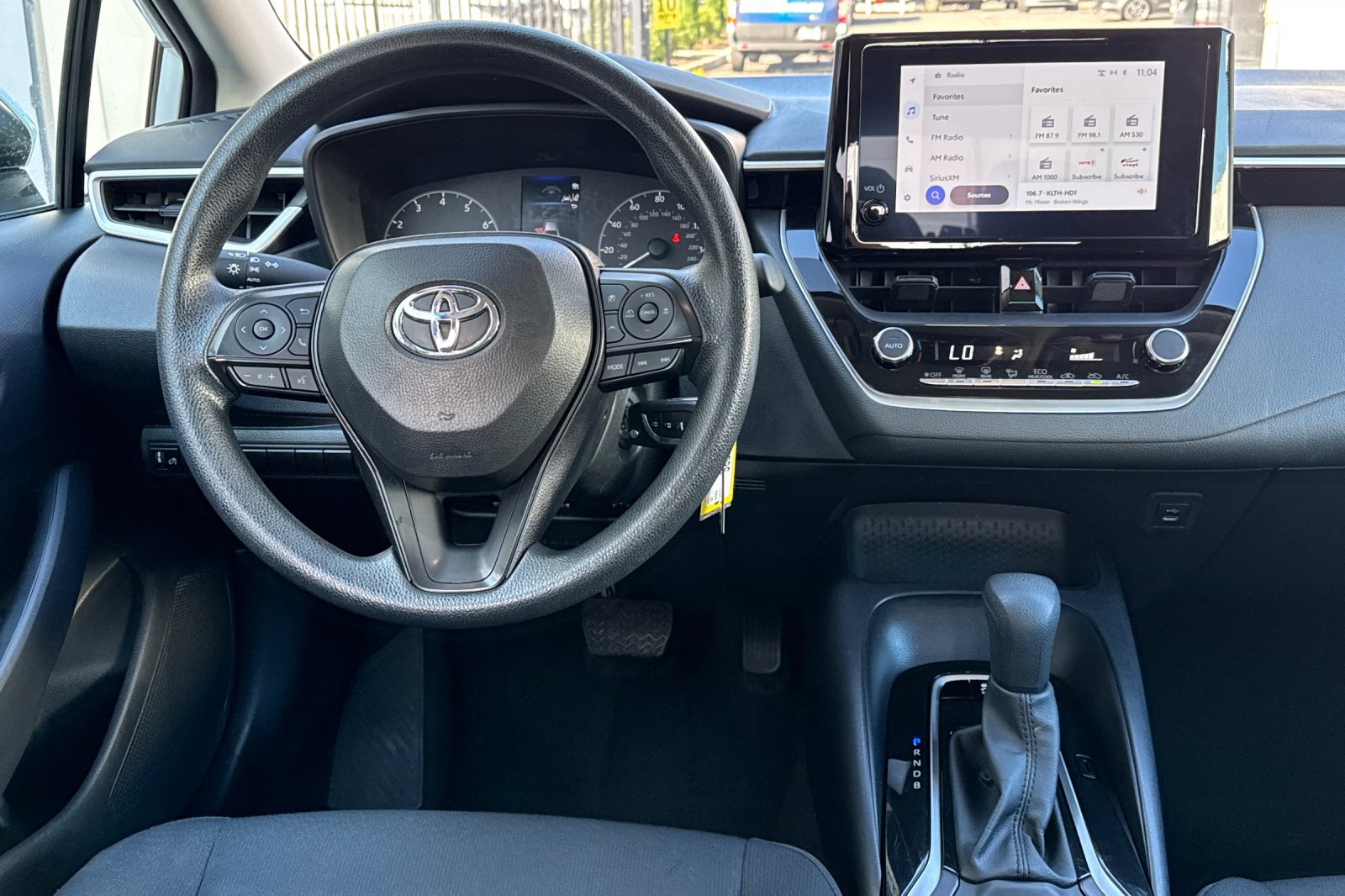 Used 2025 Toyota Corolla LE FWD image 14