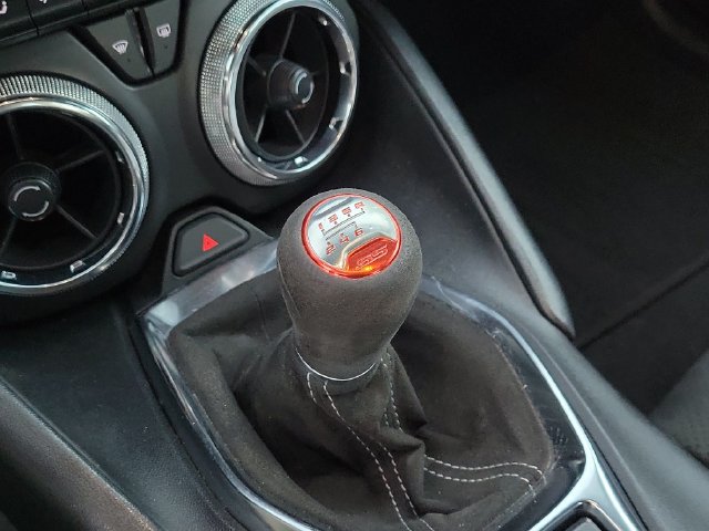 Used 2020 Chevrolet Camaro SS RWD image 26