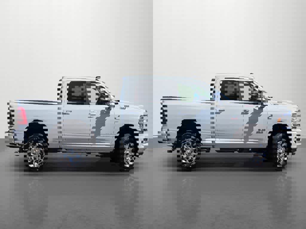 Used 2024 RAM 2500 Laramie image 7