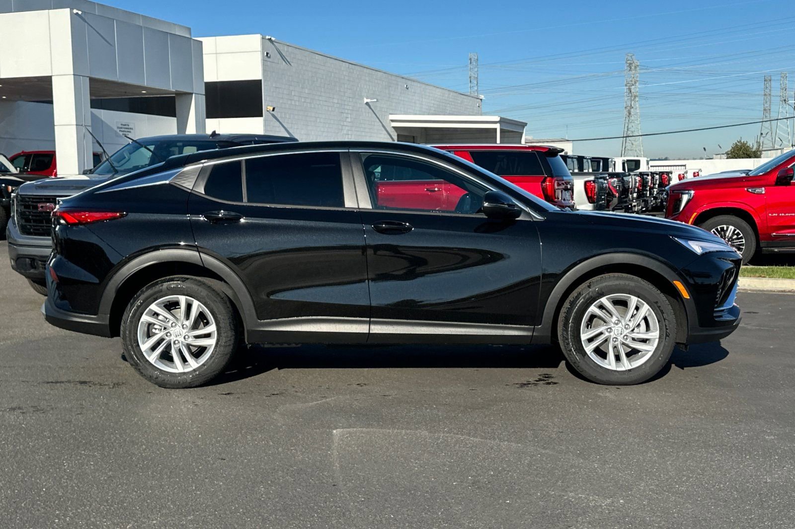New 2026 Buick Envista Preferred w/ Convenience II Package FWD image 3