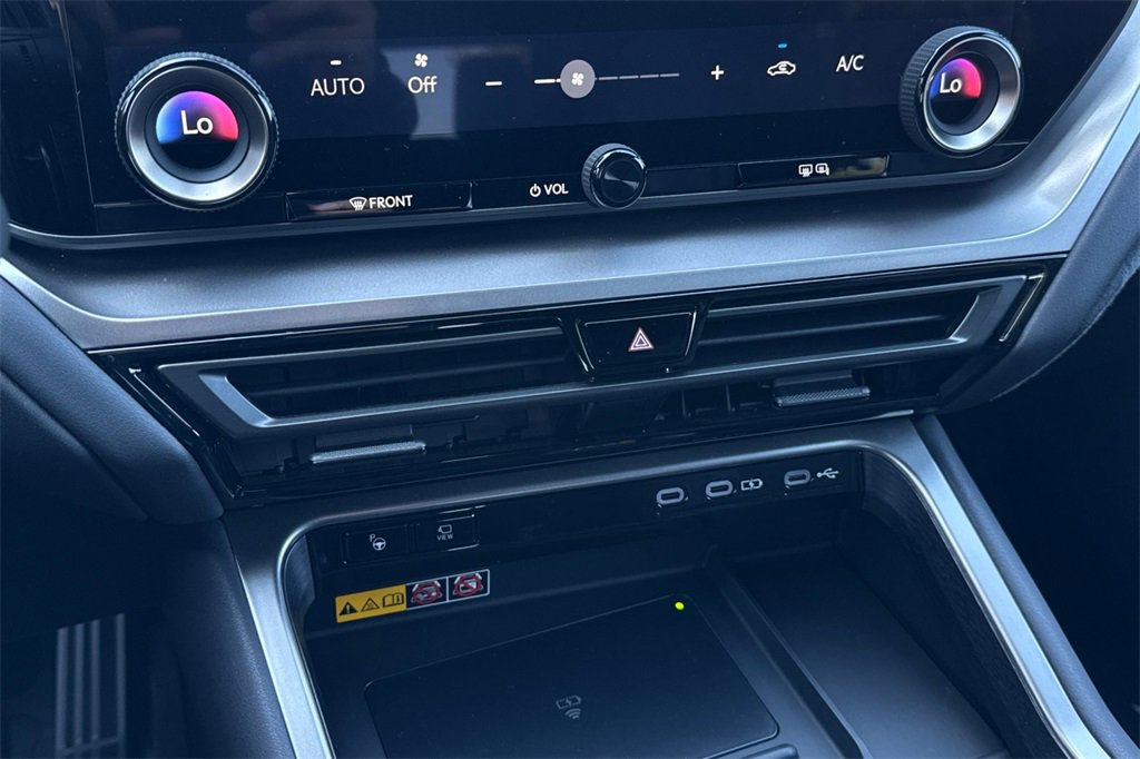 Used 2024 Lexus TX 500h AWD image 26