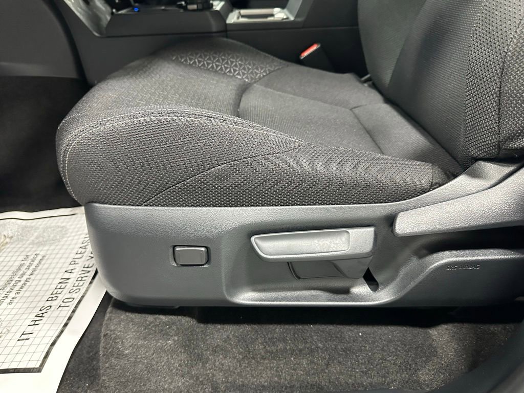 Used 2025 Toyota 4Runner SR5 image 12