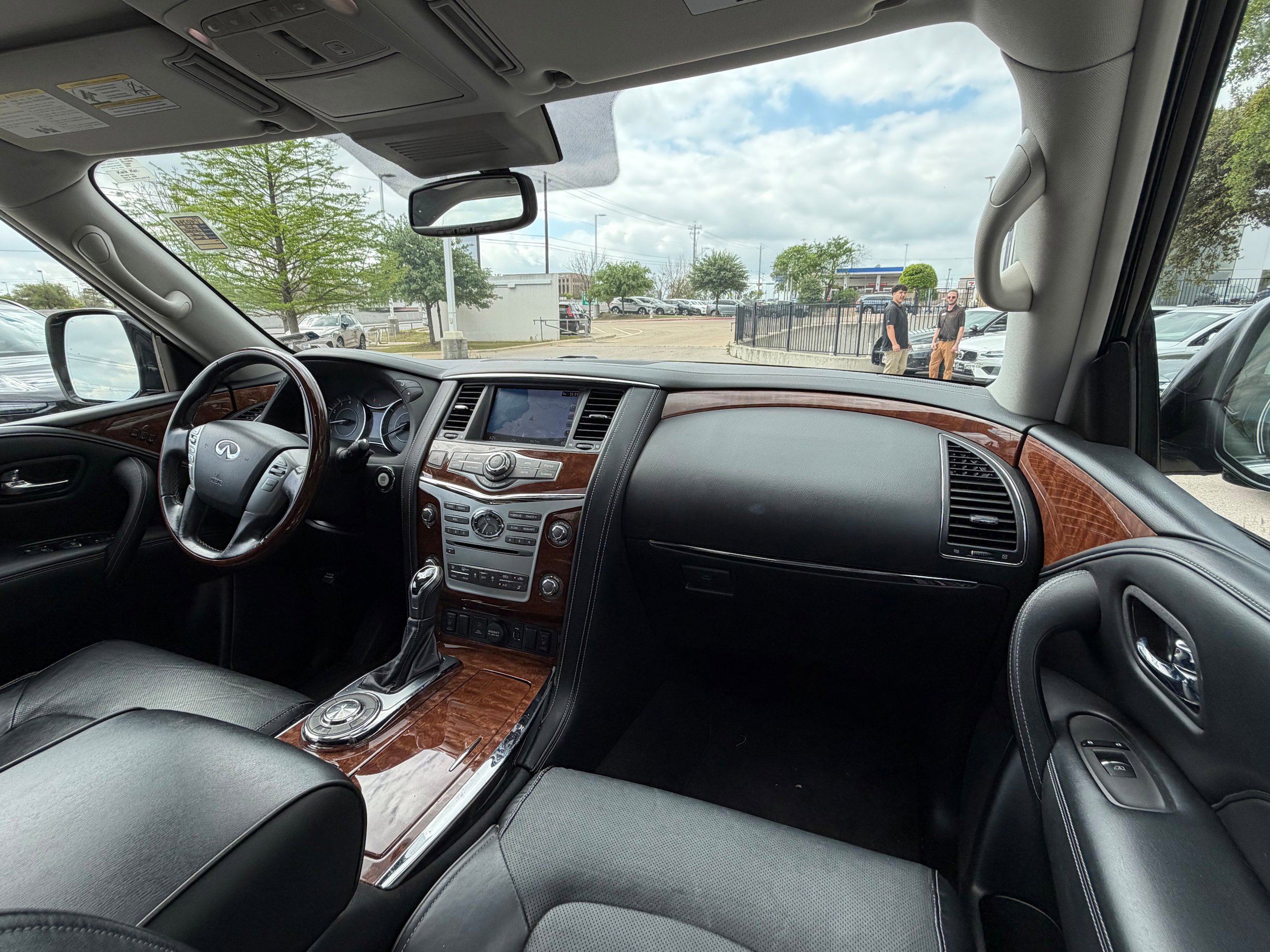 Used 2019 INFINITI QX80 Luxe RWD image 13
