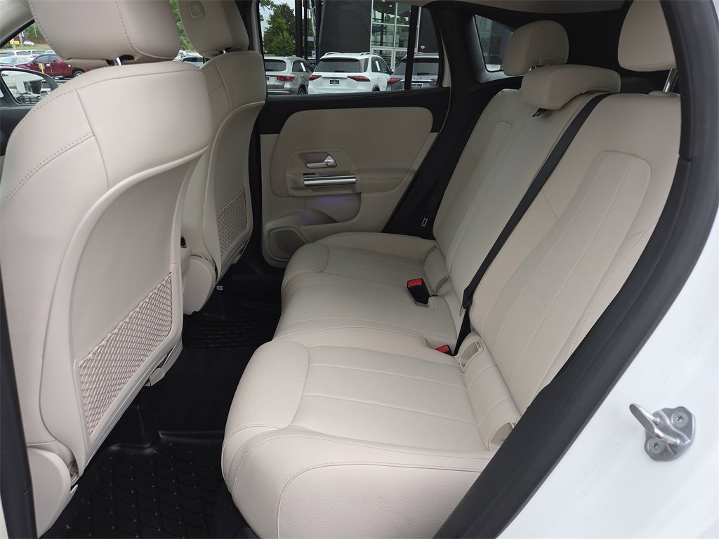 Certified 2022 Mercedes-Benz GLA 250 4MATIC image 12