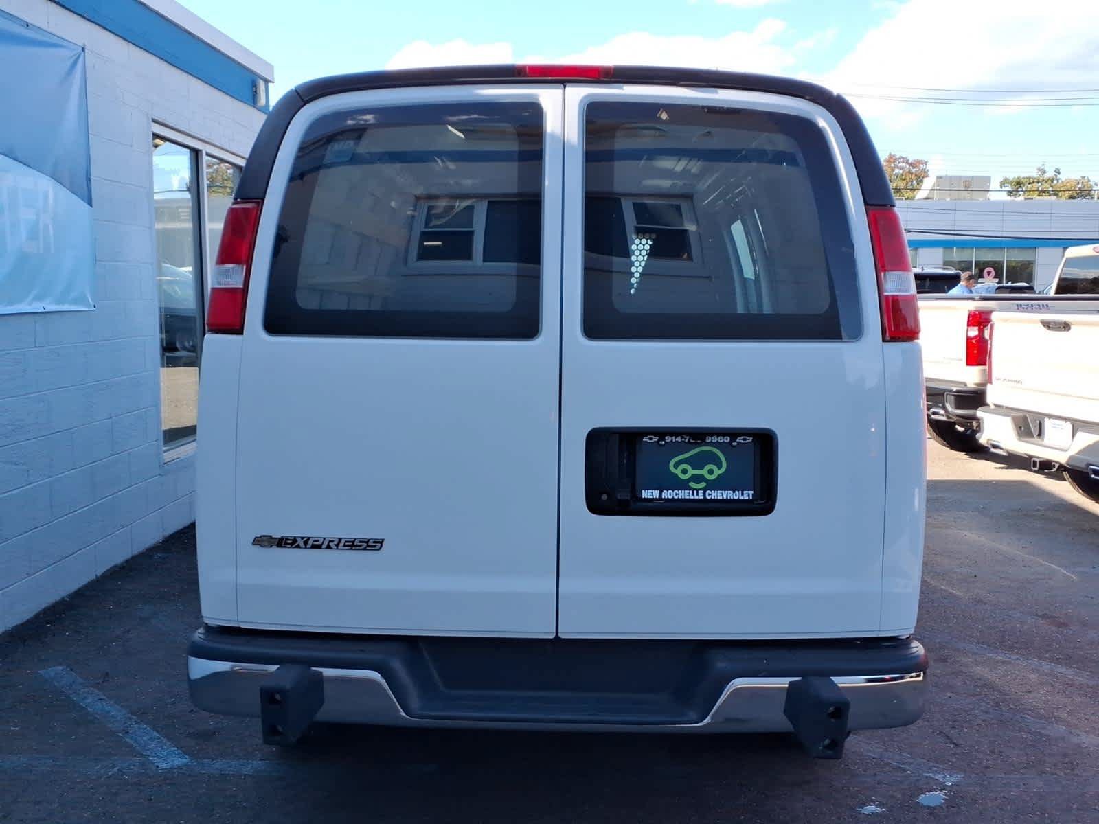 Certified 2025 Chevrolet Express 2500 w/ Driver Convenience Package RWD image 5