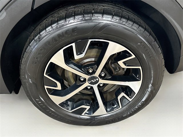 Used 2023 Kia Sportage EX image 10