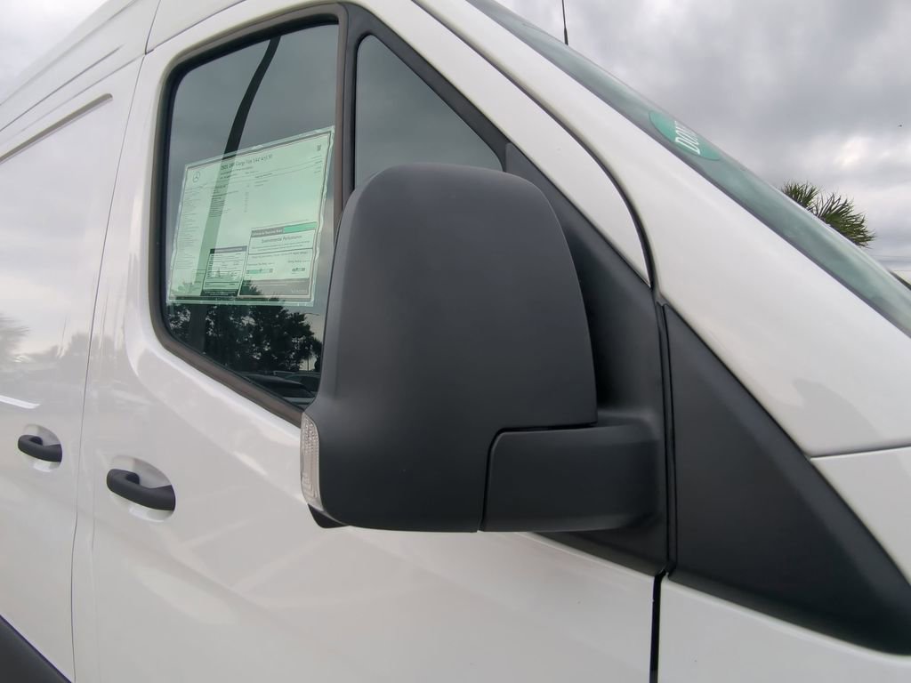 Used 2025 Mercedes-Benz Sprinter 2500 image 23