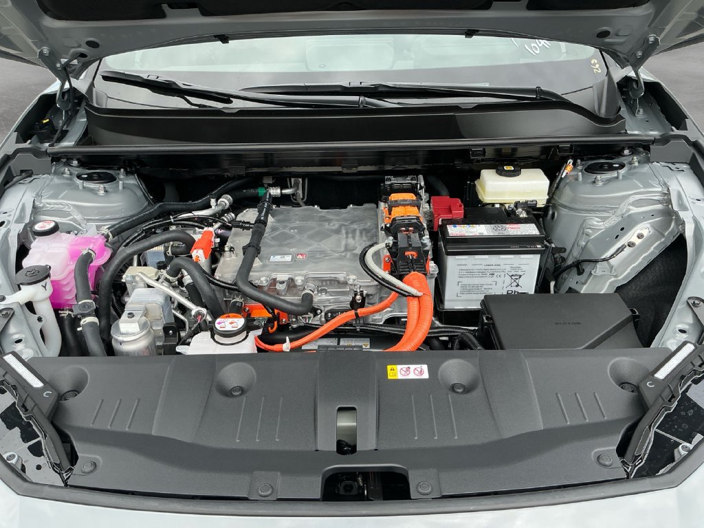 New 2026 Toyota C-HR AWD/4WD image 18