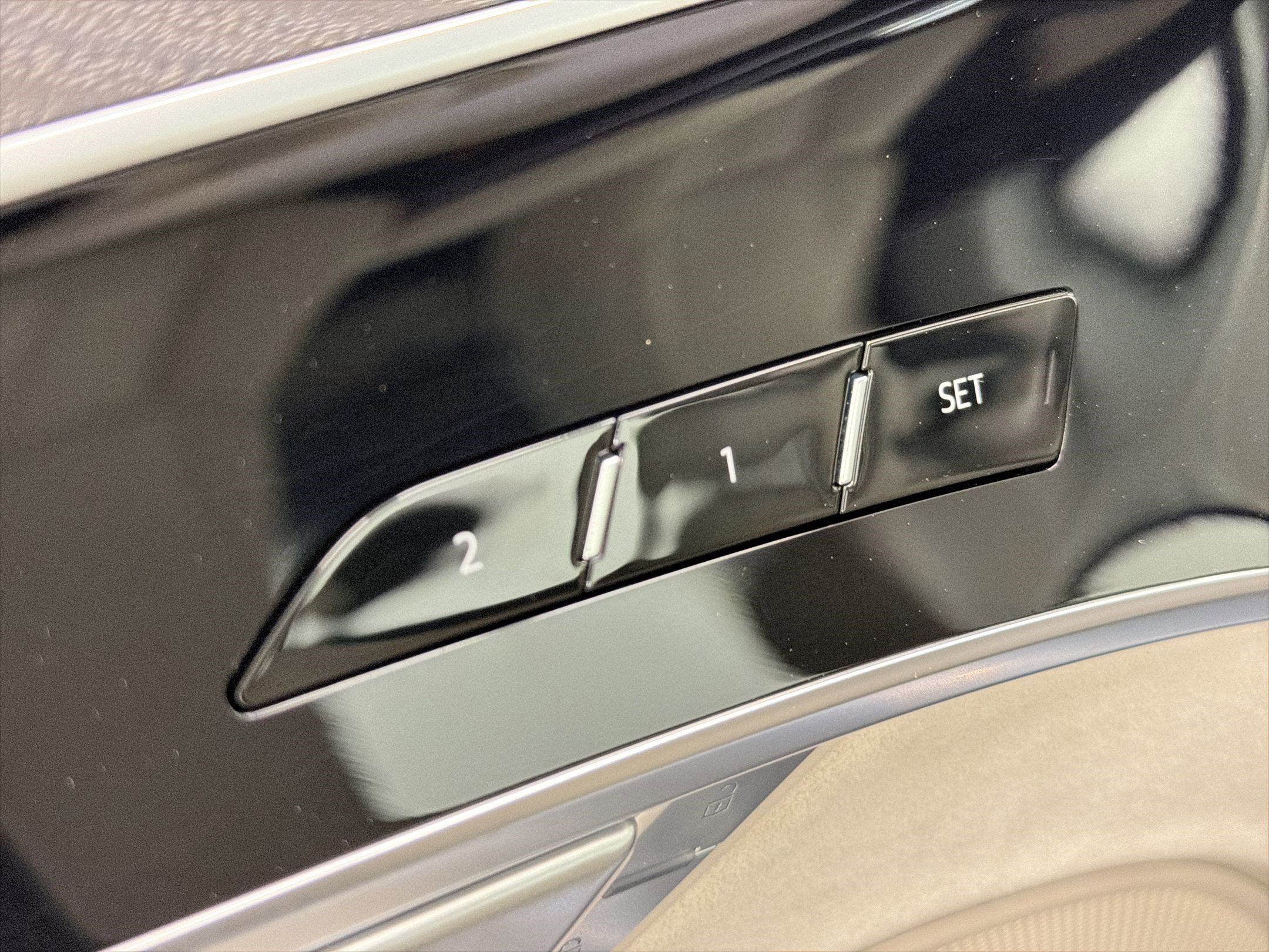 New 2026 Audi A8 L 3.0T image 12