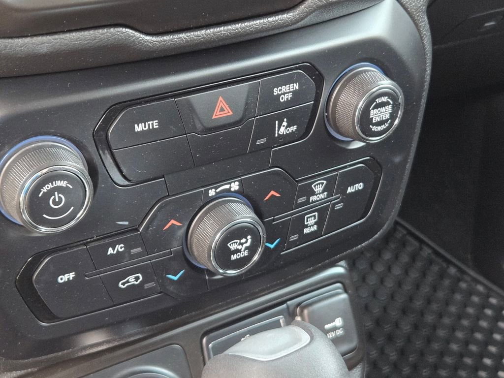 Certified 2023 Jeep Renegade Latitude image 25