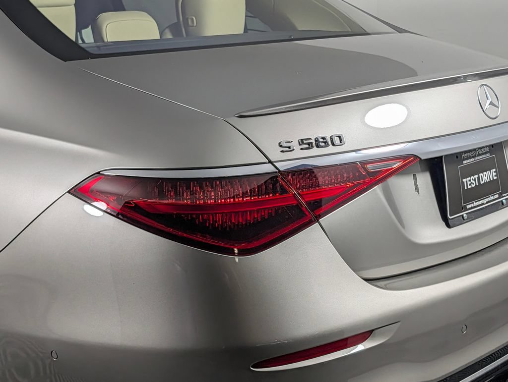 Used 2024 Mercedes-Benz S 580 4MATIC Sedan image 16