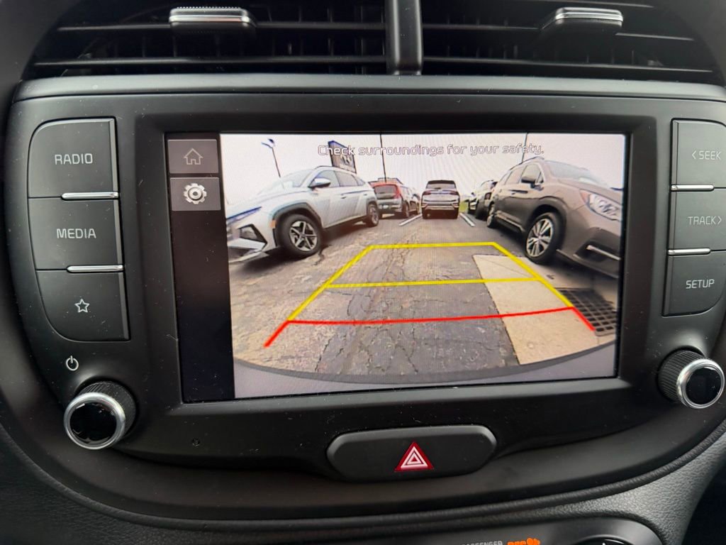 Used 2025 Kia Soul LX image 10