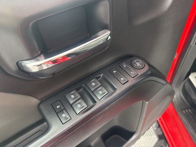 Used 2018 Chevrolet Silverado 1500 Custom w/ Custom Value Package AWD/4WD image 23