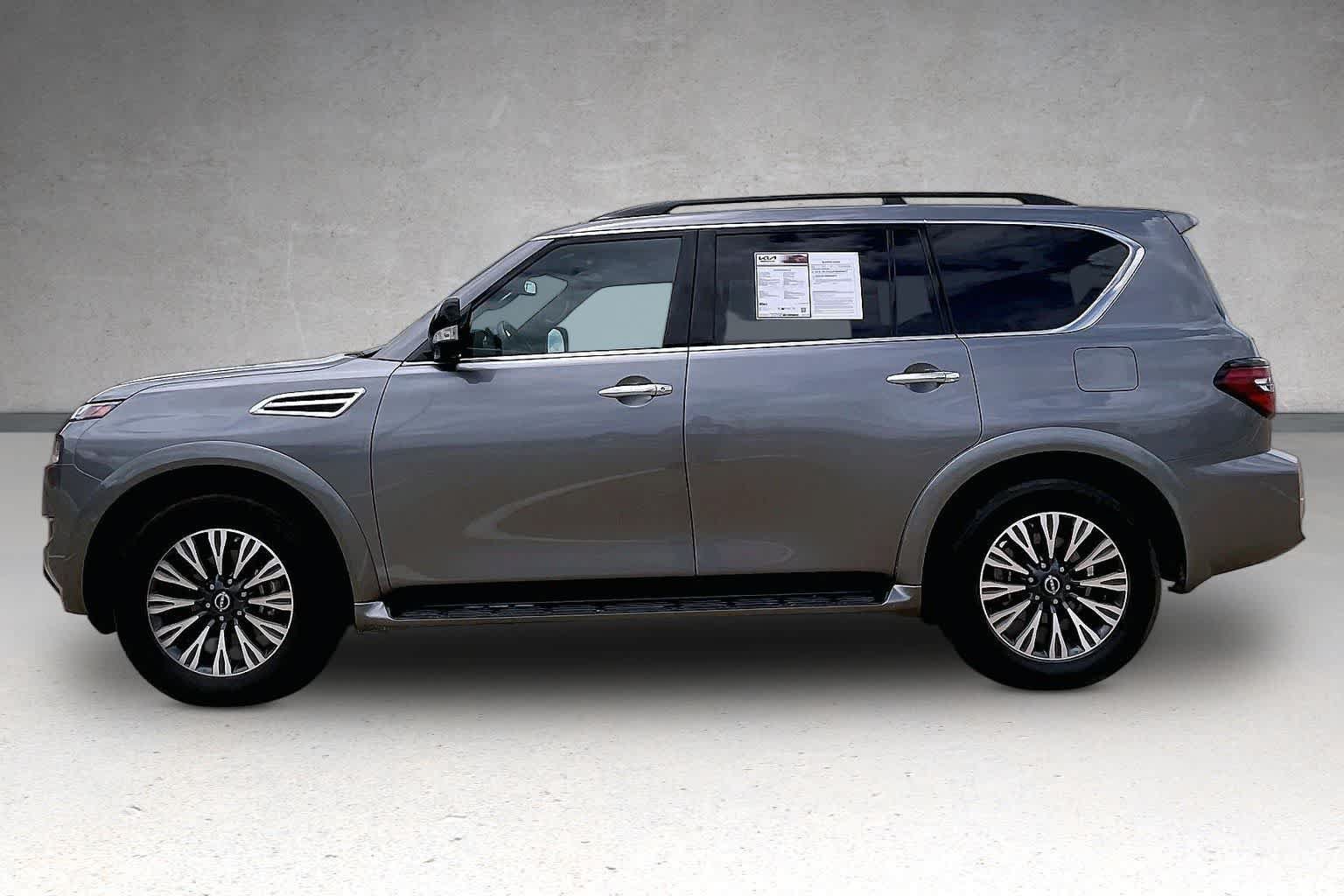 Used 2023 Nissan Armada SL w/ Midnight Edition Package AWD/4WD image 3