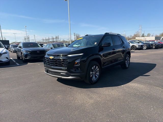 Used 2025 Chevrolet Equinox LT w/ Convenience Package II image 16